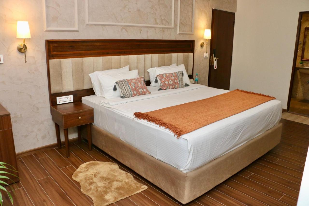Nalapad'S Hotel Bangalore International Kültér fotó