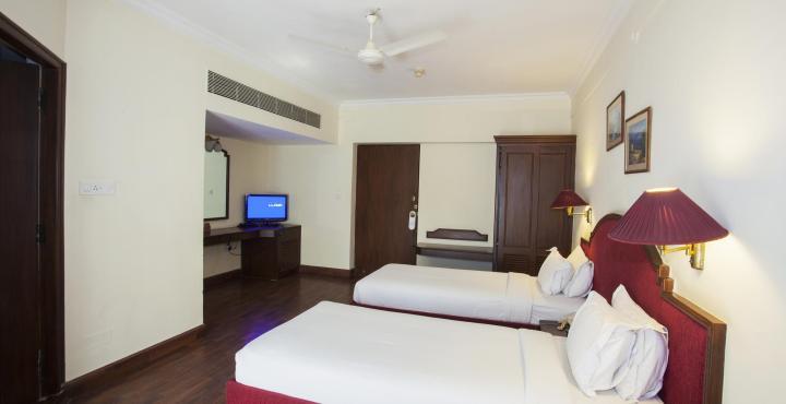 Nalapad'S Hotel Bangalore International Kültér fotó