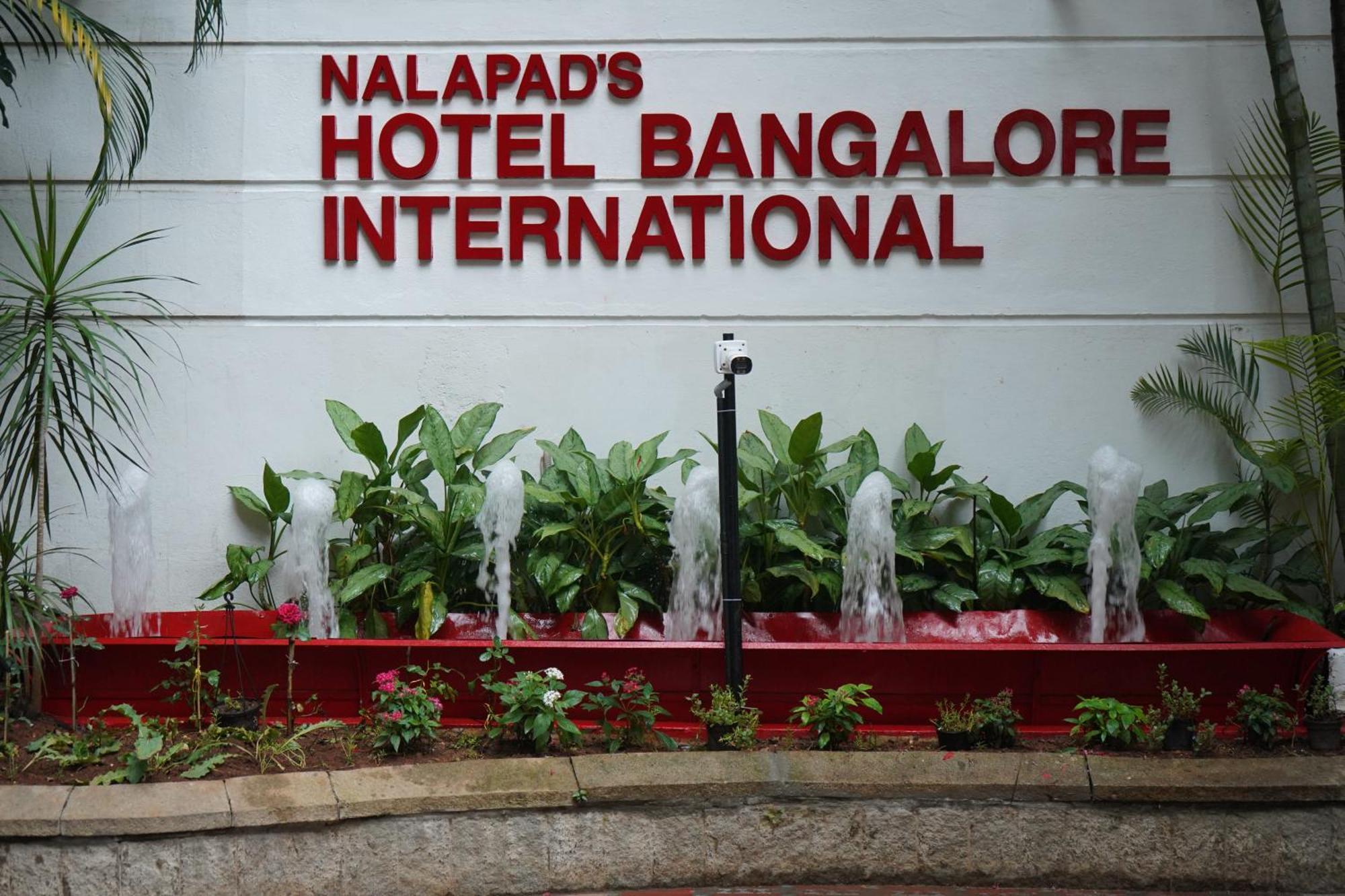 Nalapad'S Hotel Bangalore International Kültér fotó