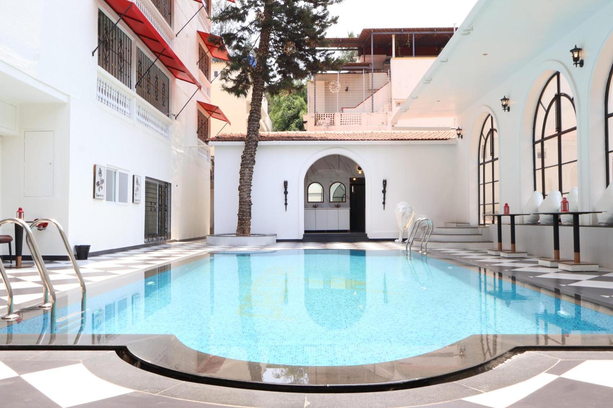 Nalapad'S Hotel Bangalore International Kültér fotó