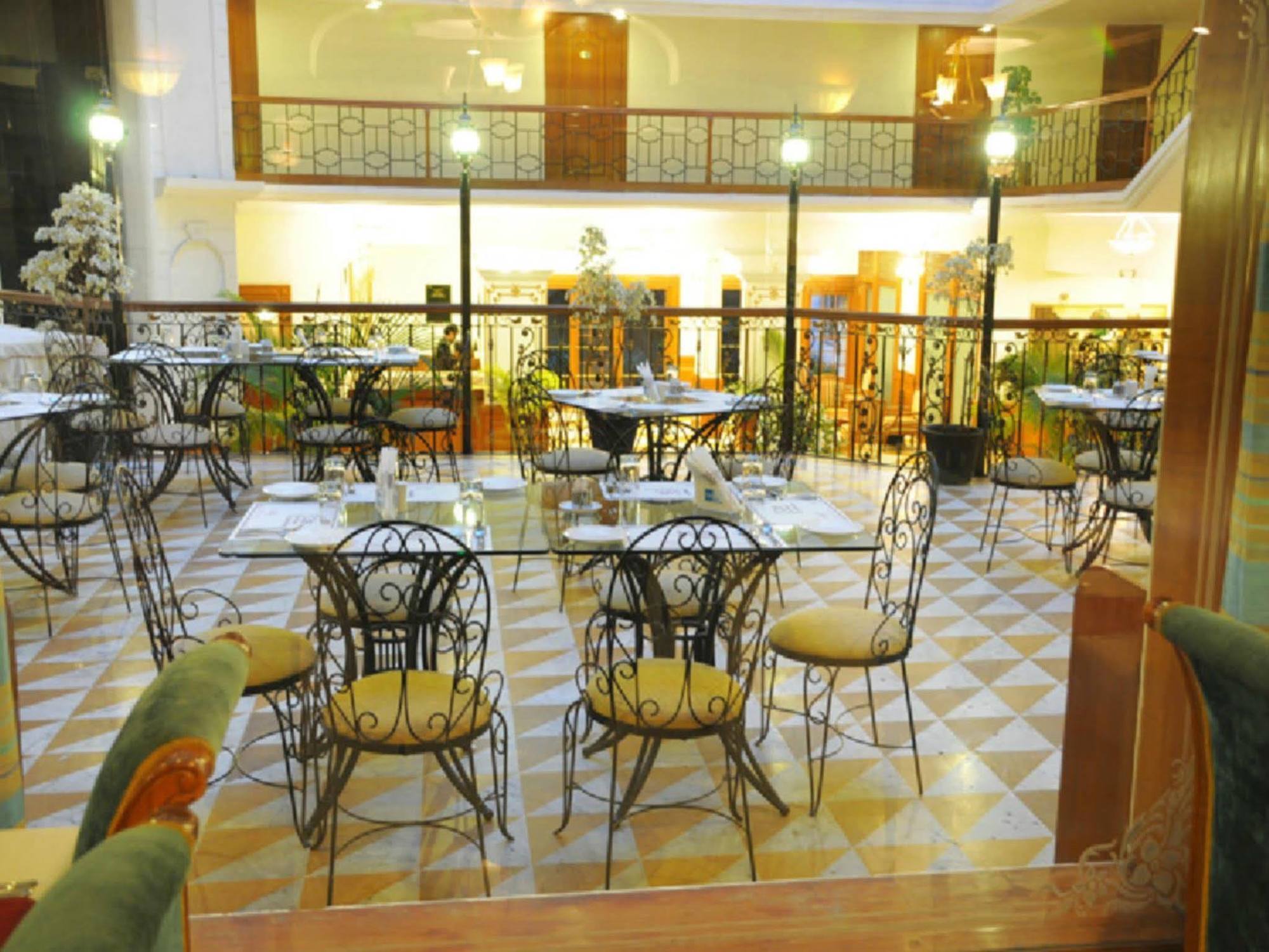 Nalapad'S Hotel Bangalore International Kültér fotó